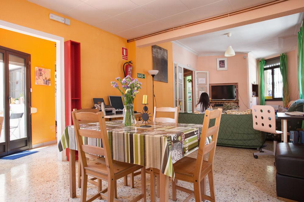 Barcelona Nice & Cozy Residencia De Estudiantes Exterior photo